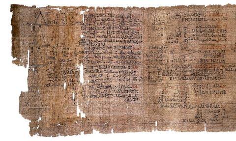 Un fragment du papyrus Rhind, conservé au British Museum.